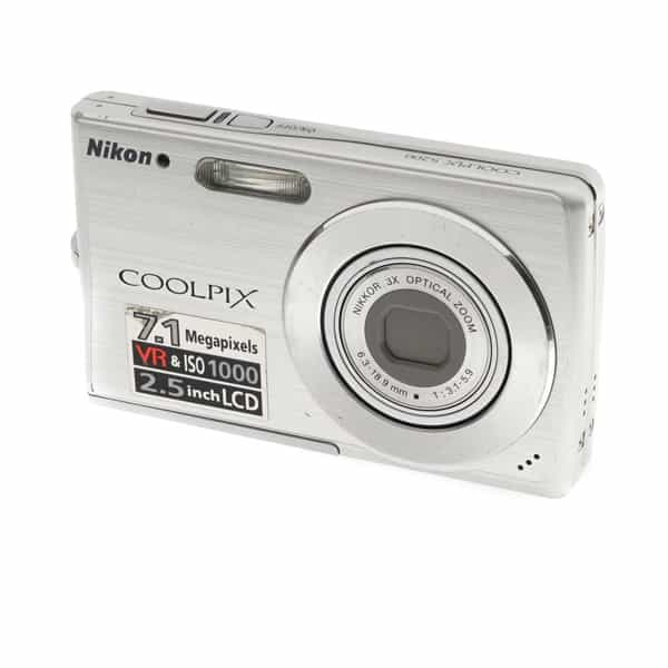 Nikon Coolpix S200 Digital Camera Silver {7.1MP}