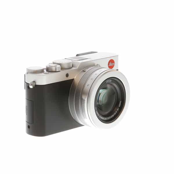 Leica D-Lux 7 Digital Camera, Silver {17MP} with CF D Flash (19116 