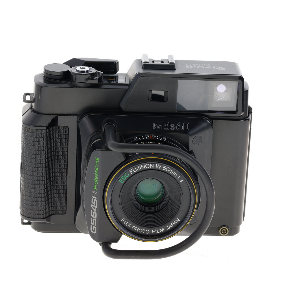 Fuji GW690 Professional Medium Format Camera with 90mm f/3.5 {67