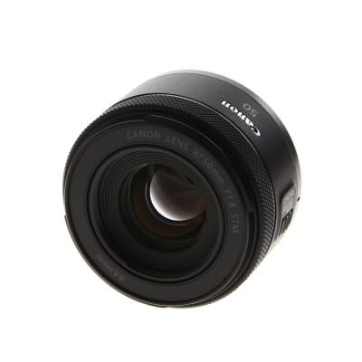 Canon RF 35mm f/1.8 Macro IS STM Full-Frame Lens for RF-Mount {52 