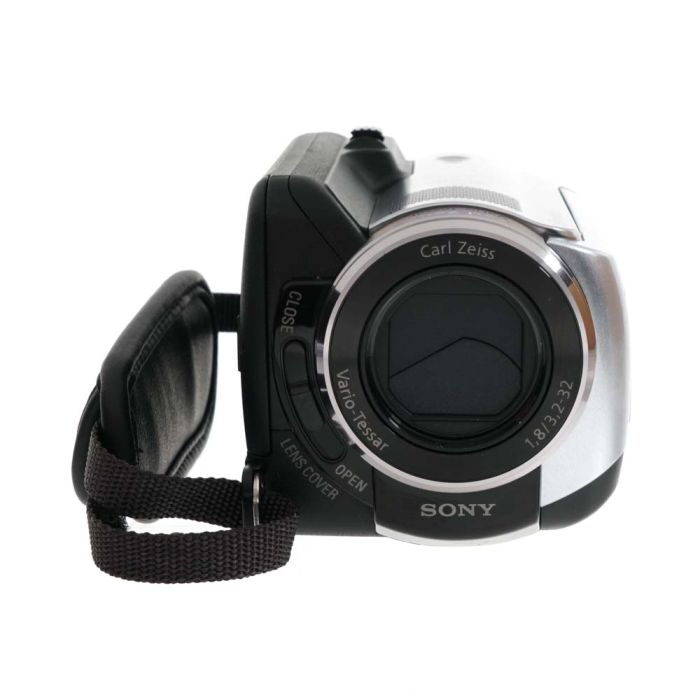 Sony HDR-XR100 80GB HD Handycam NTSC Digital Video Camera, Silver {4 M